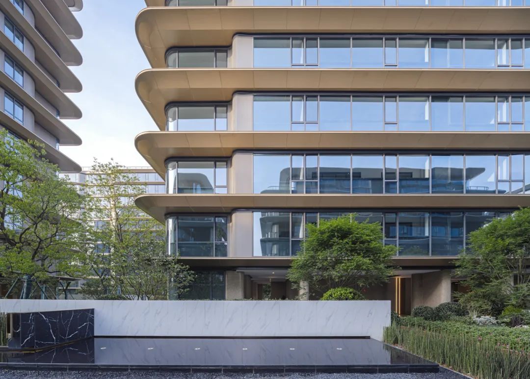 住宅立面：“玻璃幕墻、高級感”的幾種做法（一）。